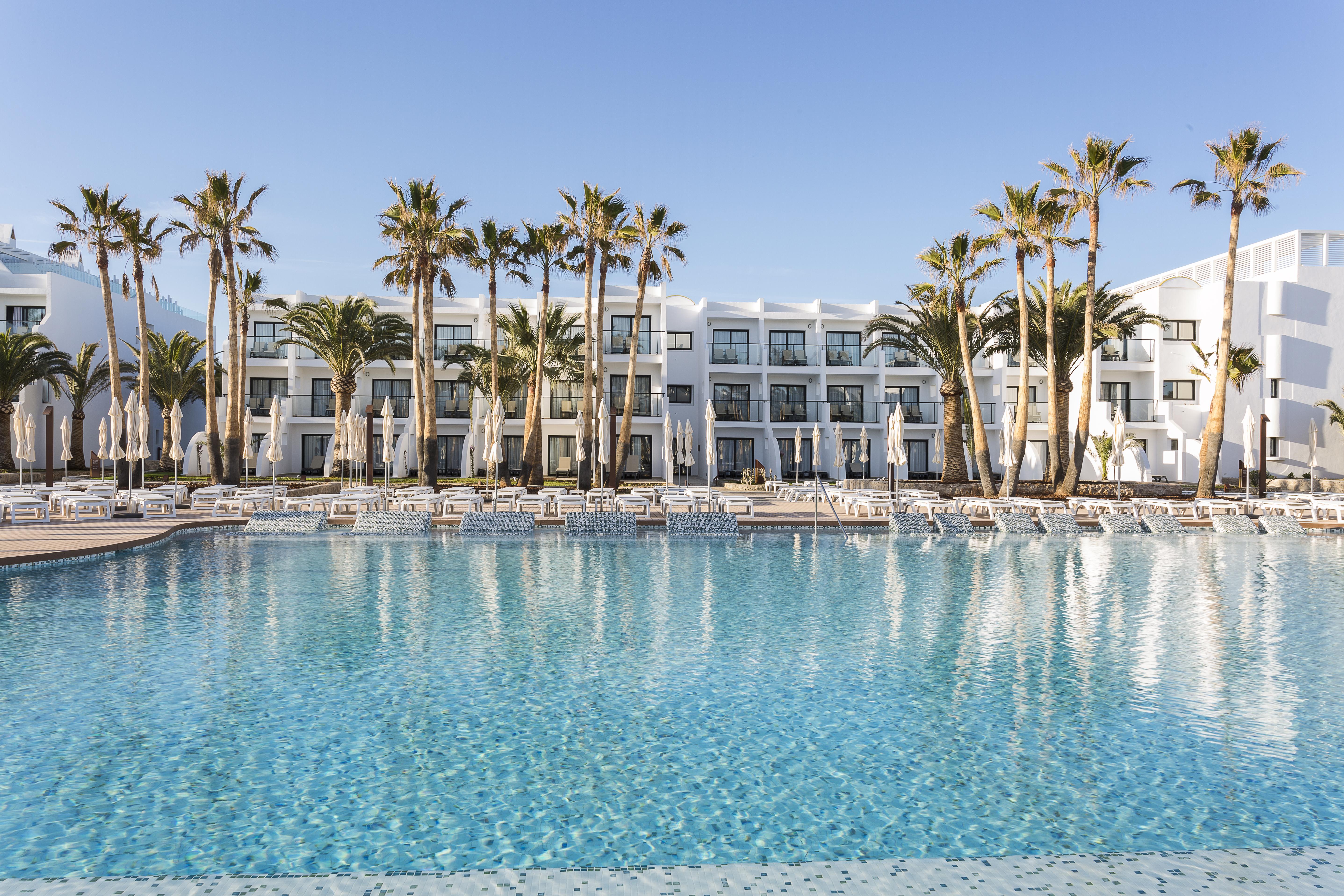 Grand Palladium White Island Resort & Spa Playa d'en Bossa Exterior foto